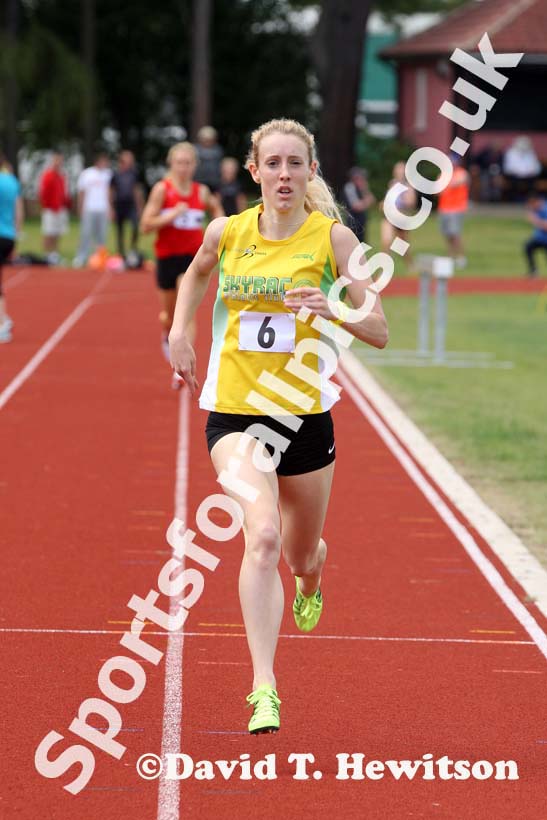 800 metres, North of England Division 2E, Morpeth.